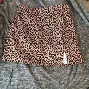 Forever 21 Skirts - Leopard print mini skirt Forever 21 Skirts - Leopard print mini skirt
